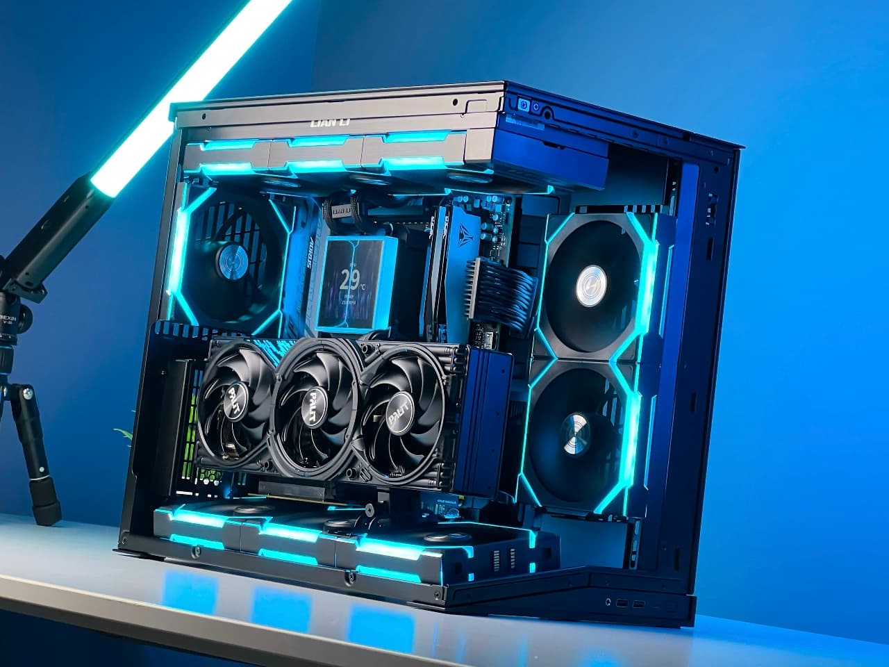 RTX 5070Ti + RYZEN 9800X3D, фото 1 из 5